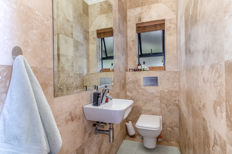 4 Bedroom Property for Sale in Pearl Valley at Val de Vie Western Cape